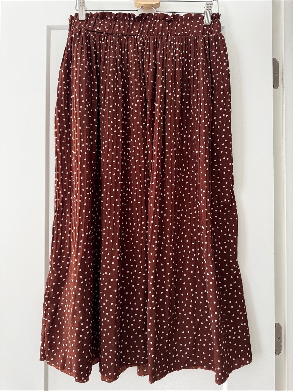 Women's Brown Polka Dot Midi Skirt - Elastic Waist